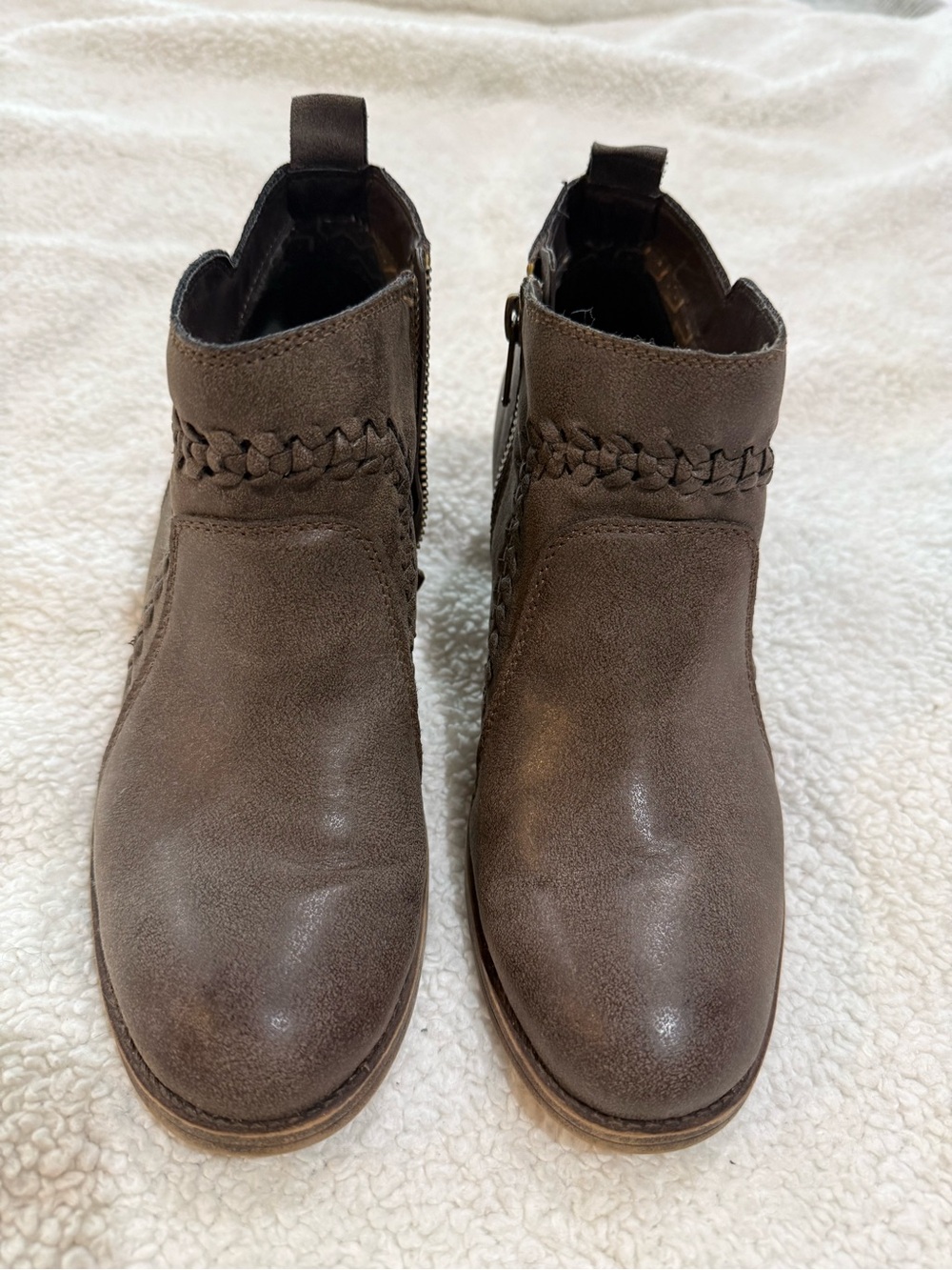 Billabong Brown Braided Ankle Booties